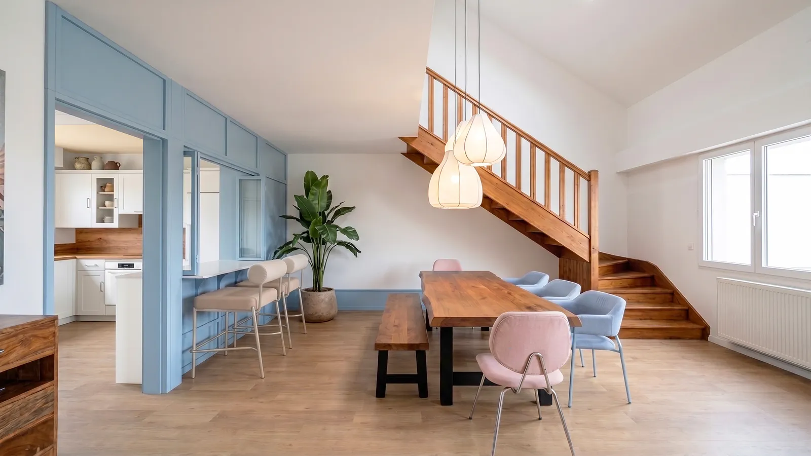 Aménagement d’un appartement à Saint Nazaire : Conception et décoration des espaces, agencement sur mesure, création d'ambiances colorées. Alexandre Cousseau, Architecte d’intérieur à Redon.